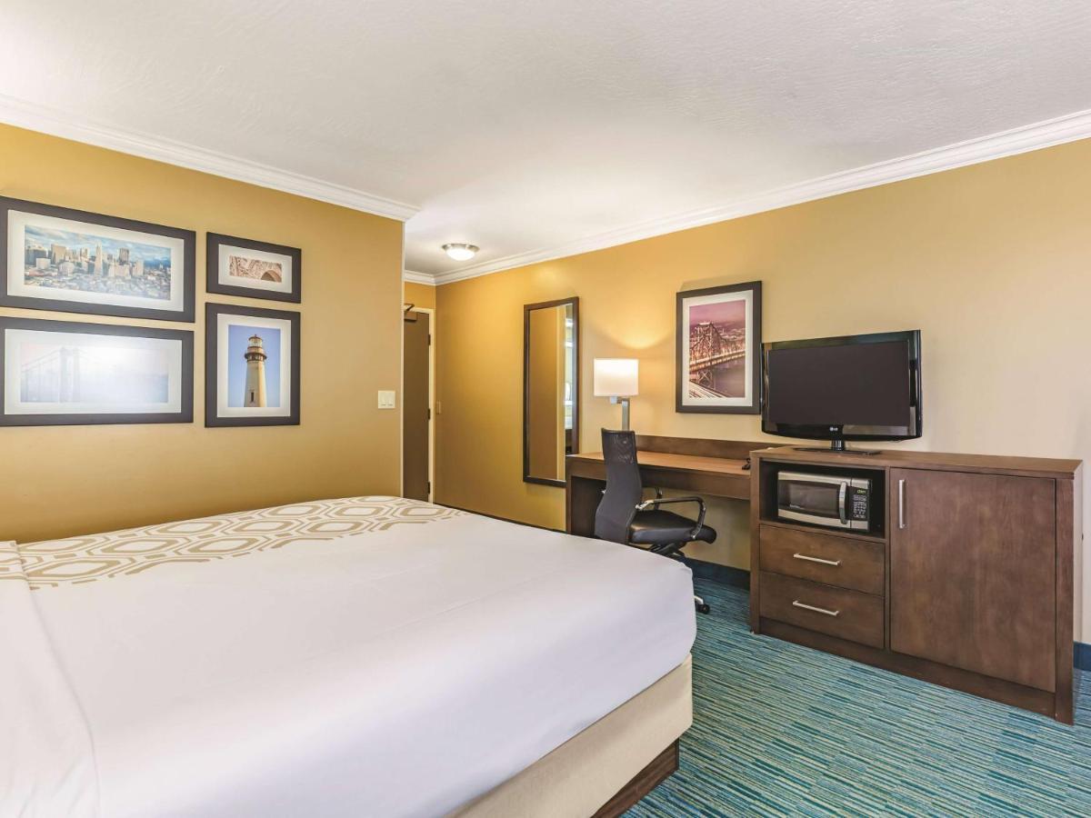 La Quinta By Wyndham San Francisco Airport West Ξενοδοχείο Millbrae Εξωτερικό φωτογραφία