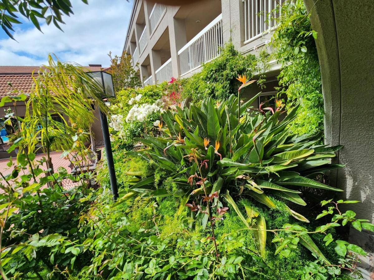 La Quinta By Wyndham San Francisco Airport West Ξενοδοχείο Millbrae Εξωτερικό φωτογραφία